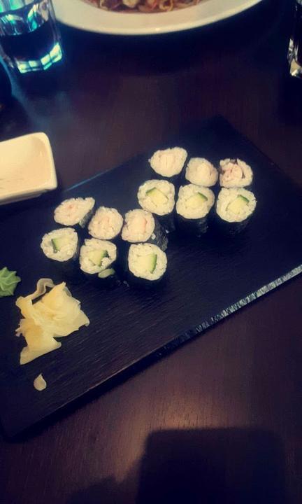 Chom Chom Sushibar